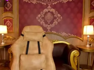 nika_lodge_official – webcam model profile photo Image 15