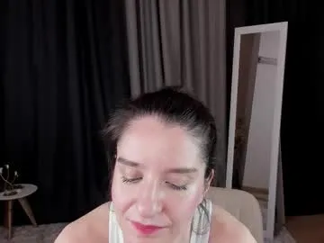 kira0541 – webcam model profile photo Image 2