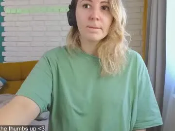 emilyrosss_ – webcam model profile photo Image 10