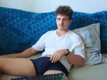 luis7777hui – webcam model profile photo Image 13