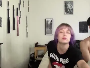 sexy_hot_friends_ – webcam model profile photo Image 14