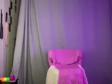 sexy_hot_friends_ – webcam model profile photo Image 15