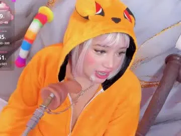 blue_bow – webcam model profile photo Image 7