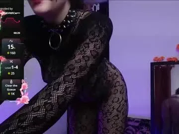 solar_criss – webcam model profile photo Image 2