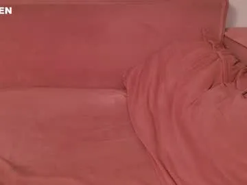 kianys – webcam model profile photo Image 13