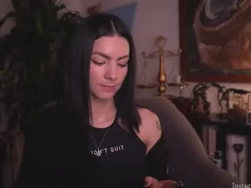 superstarxx – webcam model profile photo Image 17