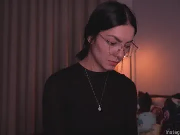 superstarxx – webcam model profile photo Image 3