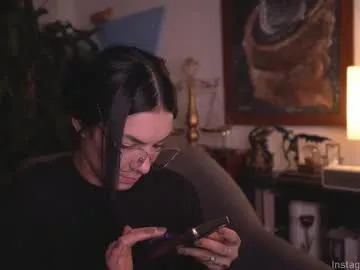 superstarxx – webcam model profile photo Image 9