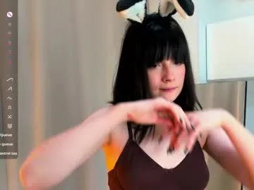 queen_michelle_ – webcam model profile photo Image 18