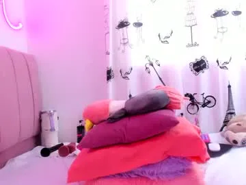 loving_ladies – webcam model profile photo Image 11