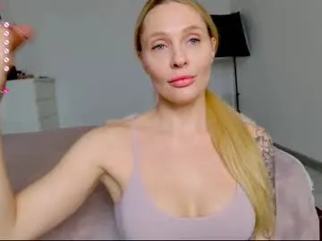 blissdilley – webcam model profile photo Image 9