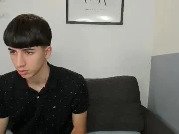 pinkypuppa – webcam model profile photo Image 4