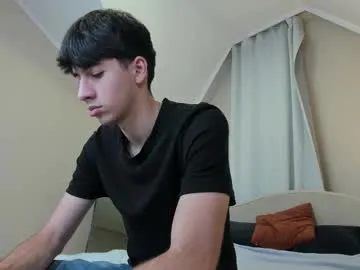 pinkypuppa – webcam model profile photo Image 6