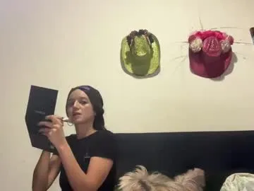 alitaangel_ – webcam model profile photo Image 4