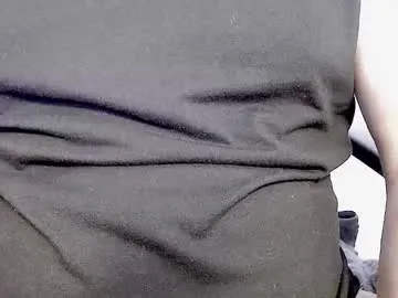 pinkypuppa – webcam model profile photo Image 2