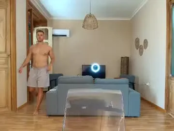 VictoriaLane – webcam model profile photo Image 13