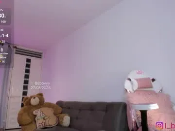 shiny_lily – webcam model profile photo Image 9