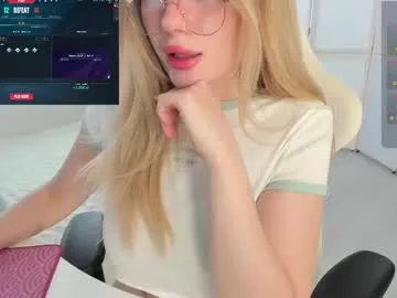 carmela_fox – webcam model profile photo Image 3