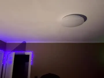 queen_michelle_ – webcam model profile photo Image 15