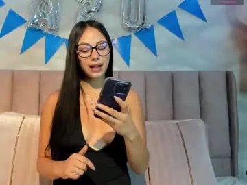 liria_velvet – webcam model profile photo Image 10