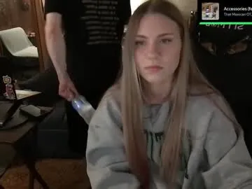 peachylina – webcam model profile photo Image 5