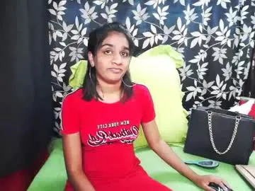 pinkypuppa – webcam model profile photo Image 5