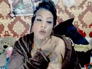 pinkypuppa – webcam model profile photo Image 3