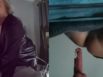 ErikaBonnie – webcam model profile photo Image 6