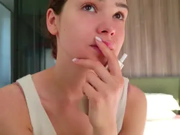 solar_criss – webcam model profile photo Image 11