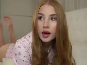 peachylina – webcam model profile photo Image 10