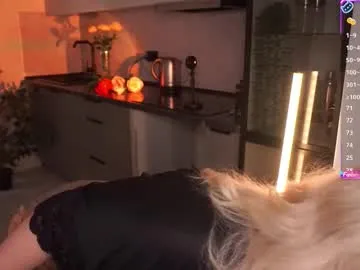 lovesarachristine – webcam model profile photo Image 11