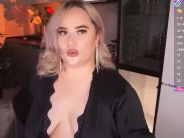 lovesarachristine – webcam model profile photo Image 14