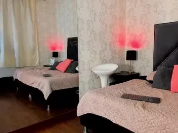 myassistant – webcam model profile photo Image 2