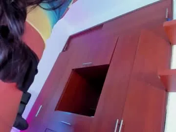 nik_sharp – webcam model profile photo Image 8