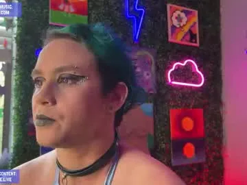 dongfatherproductions – webcam model profile photo Image 9