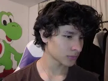 alice_edward – webcam model profile photo Image 7