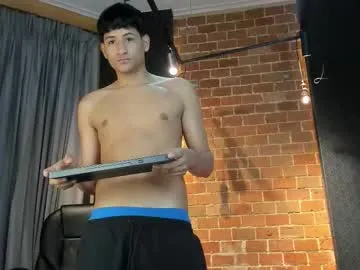 kim_velez – webcam model profile photo Image 3