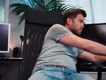 liia_sweett – webcam model profile photo Image 4