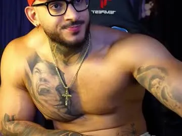 couple_of_fire_ – webcam model profile photo Image 17