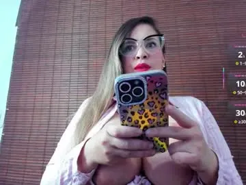 cherry_berry56 – webcam model profile photo Image 19