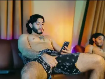 sweetyoops – webcam model profile photo Image 15