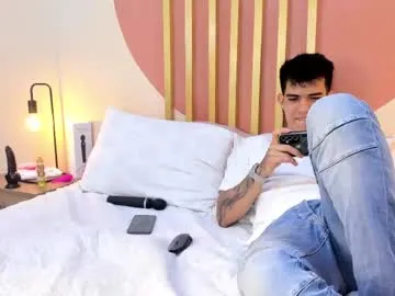 aveangela – webcam model profile photo Image 8