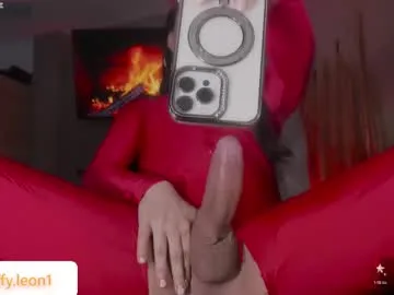 mia_sexy_33 – webcam model profile photo Image 7