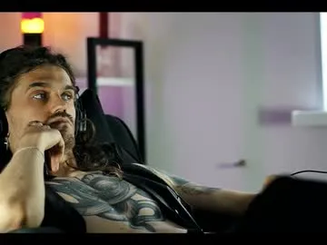 blue_bow – webcam model profile photo Image 14