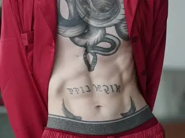 blue_bow – webcam model profile photo Image 3