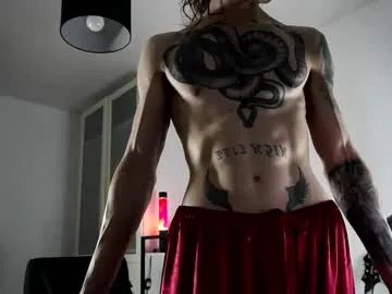 blue_bow – webcam model profile photo Image 5