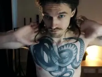 blue_bow – webcam model profile photo Image 8