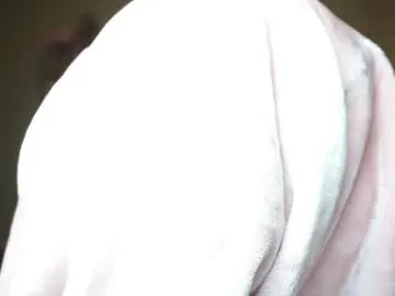 paoguerrax354 – webcam model profile photo Image 8