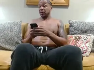 hotmilfbitch – webcam model profile photo Image 17