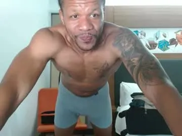 hotmilfbitch – webcam model profile photo Image 6